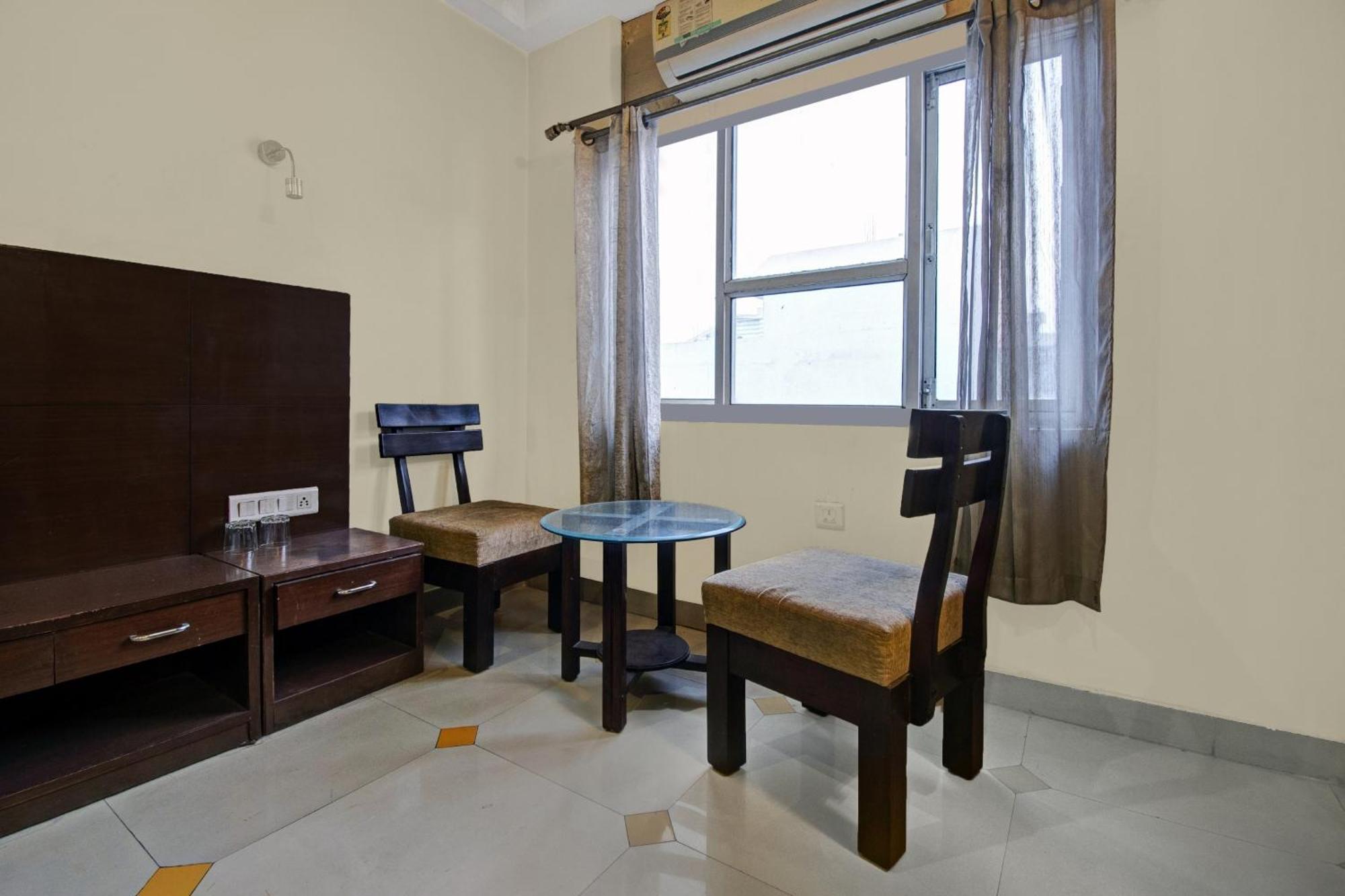Townhouse Oak Hotel Heritage Heights Джайпур Екстериор снимка